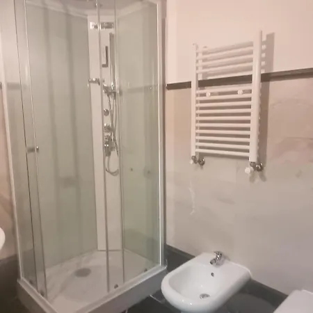 Bam Bam Tiburtina Апартаменты Рим